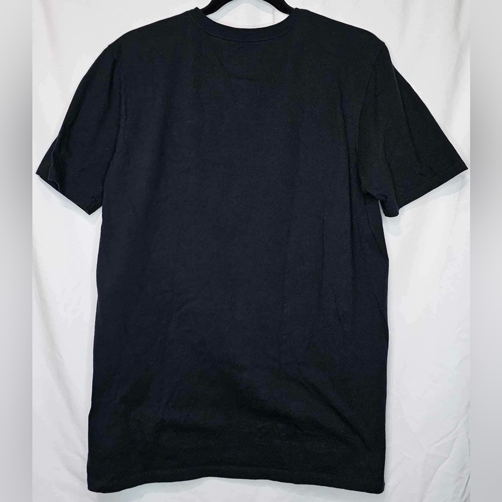 Nike - Medium - Short Sleeve T-Shirt - Picture 4 of 5